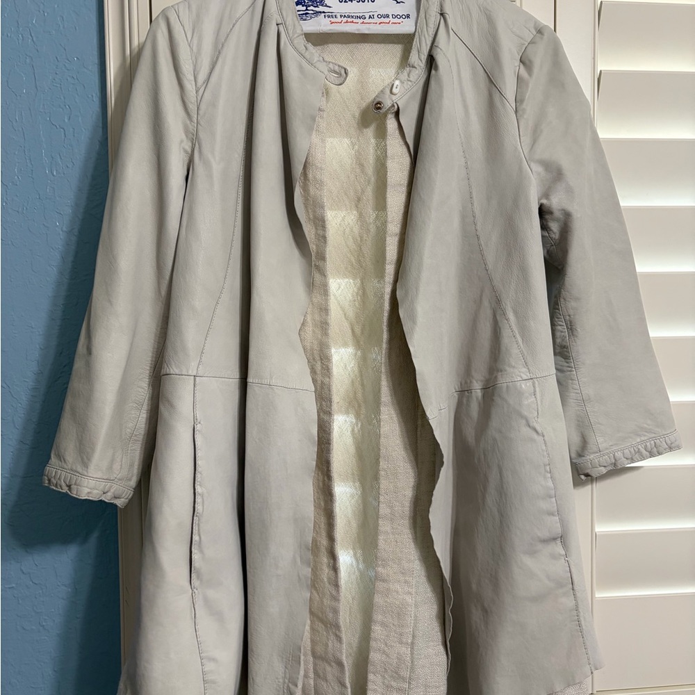 Brogden Light Gray/beige Women’s linen lamb Leather Coat